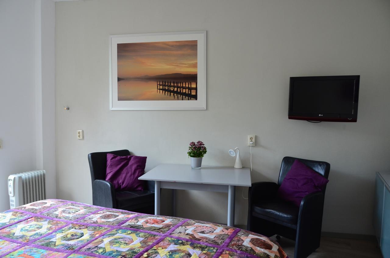 Bed and breakfast Eindhoven 2 Sleep Extérieur photo